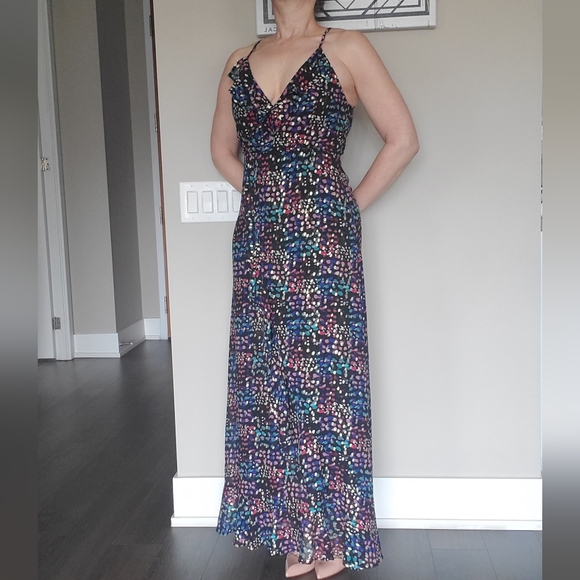 ๐ HOST PICK ๐ Molly Bracken Premium Maxi Dress ๐ - Picture 5 of 14